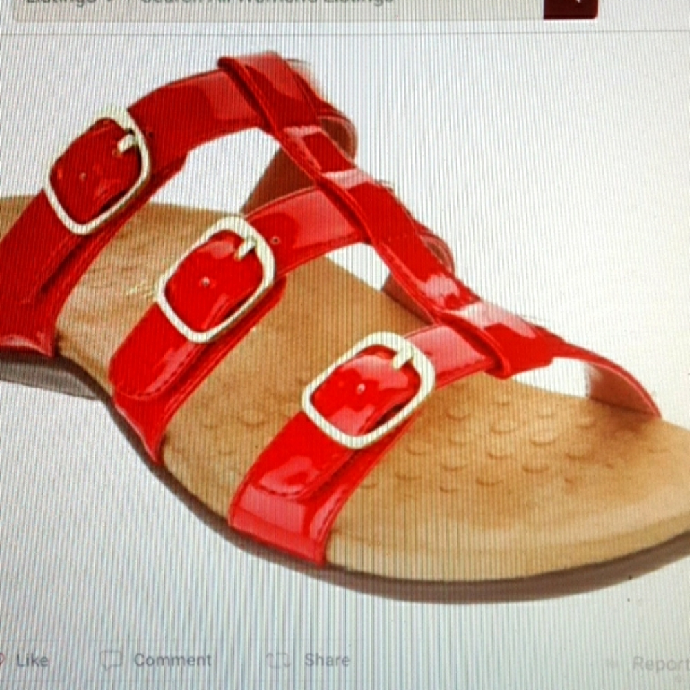 Vionic Misa Red Sandals